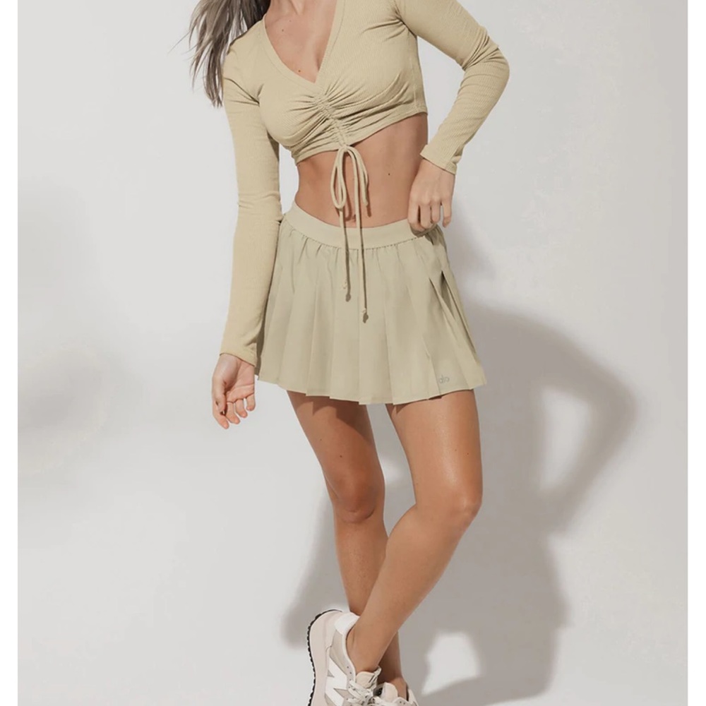 Alo XS Varsity Tennis Skirt - California Sand